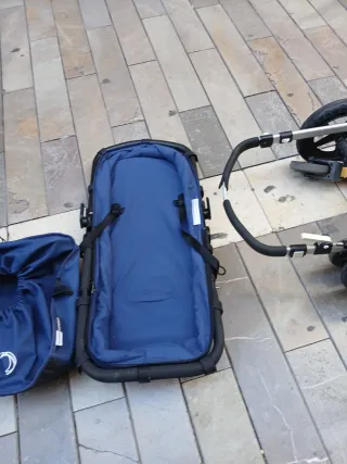 Carro Bugaboo Camaleón con capazo y silla