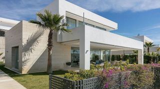 Chalet en alquiler en Río Real en Marbella