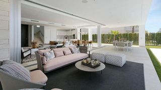 Chalet en alquiler en Río Real en Marbella