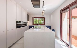 Chalet en alquiler en Los Naranjos - Las Brisas en Marbella
