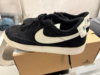 Zapatillas Nike Negras y Blancas
