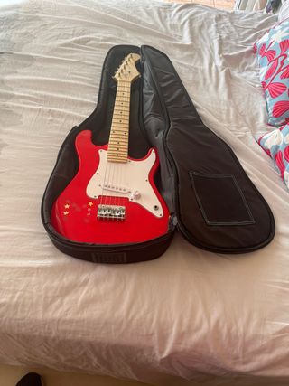 Guitarra Infantil con Funda y pequeño aplificador