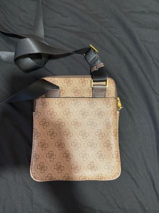 Bandolera Guess Marrón Monogram