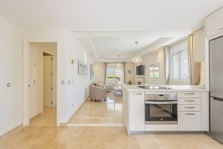 Piso en alquiler en Los Naranjos - Las Brisas en Marbella