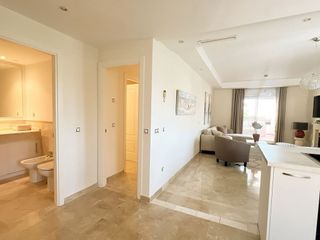 Piso en alquiler en Los Naranjos - Las Brisas en Marbella