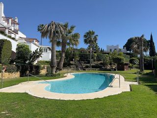 Piso en alquiler en Los Naranjos - Las Brisas en Marbella