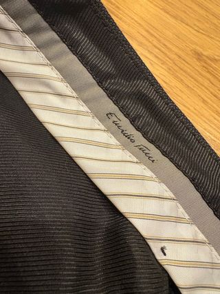 Traje Emillio Tucci Gris