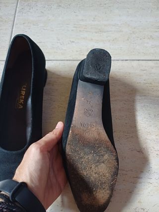 Zapatos de tacón Eureka negros