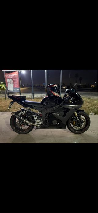 Yamaha YZF R6 2007 Negra