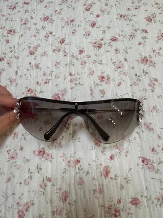 Gafas de sol Miu Miu auténticas