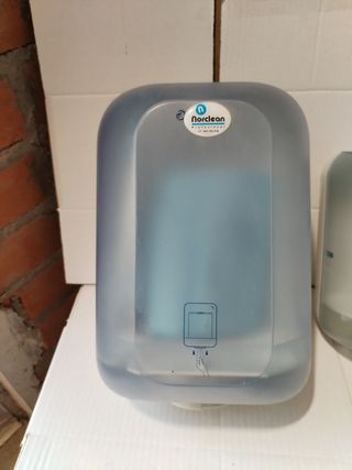 Dispensador Papel Secamanos profesional