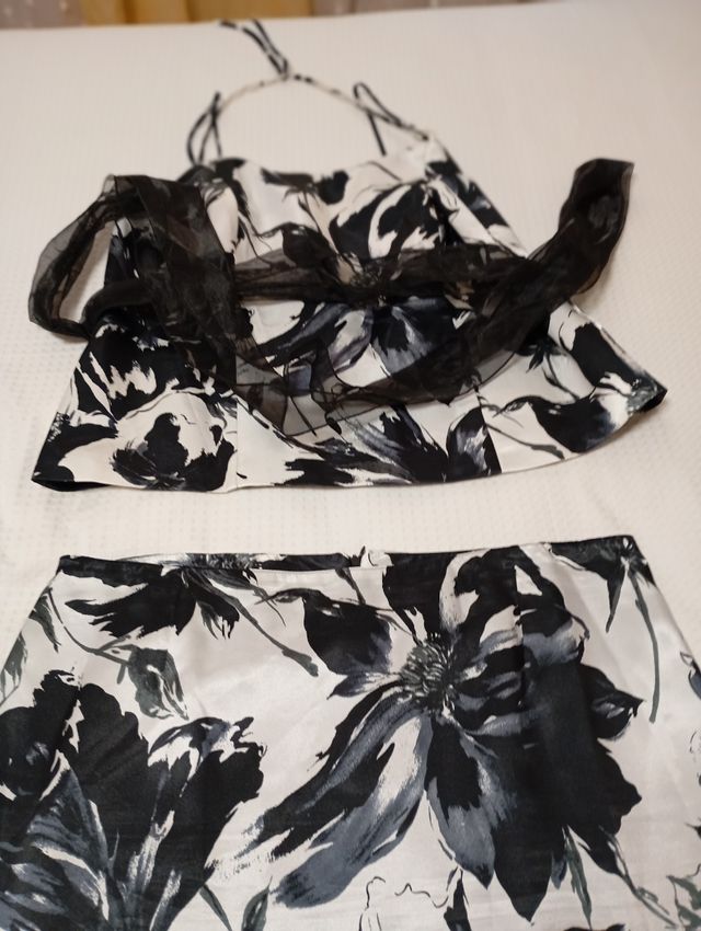 Vestido fiesta floral talla 52 (solo 1 uso)