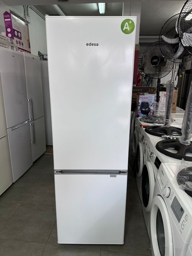 Nevera combi Edesa con garantía y transporte