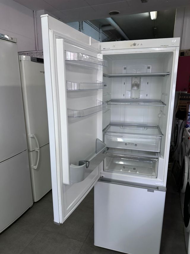 Nevera combi Edesa con garantía y transporte