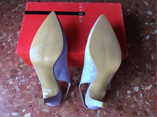 Zapatos de tacón lila claro sin usar