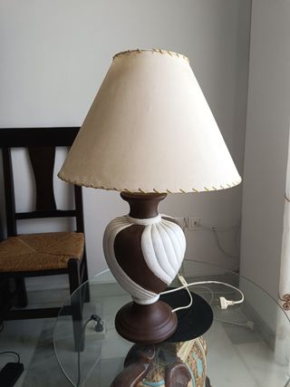 Lámpara de mesa decorativa