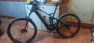 Bicicleta eléctrica doble suspensión