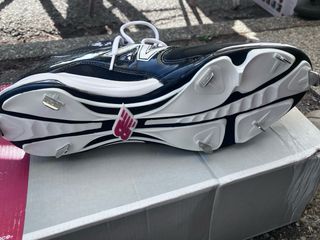 Scarpe da baseball New Balance nere