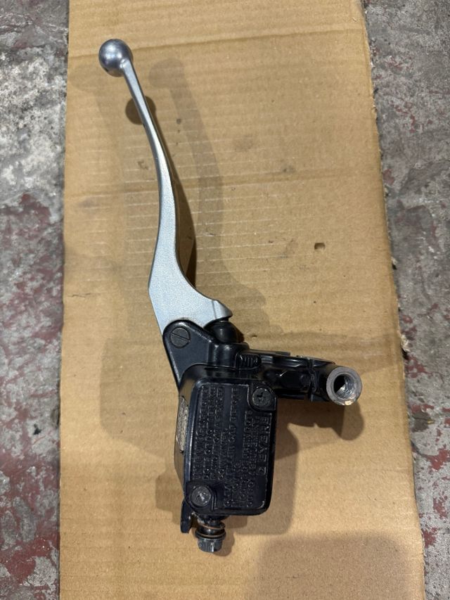 Bomba Freno Delantero Royal Enfield Himalayan 411