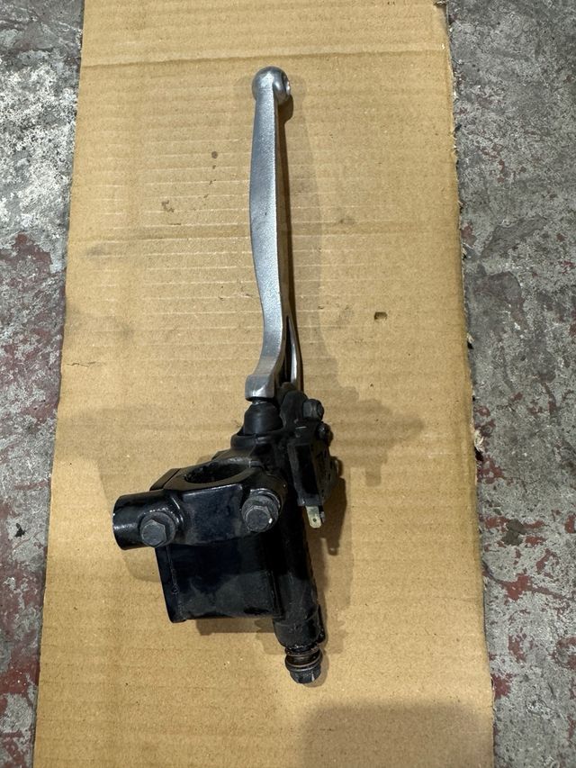 Bomba Freno Delantero Royal Enfield Himalayan 411