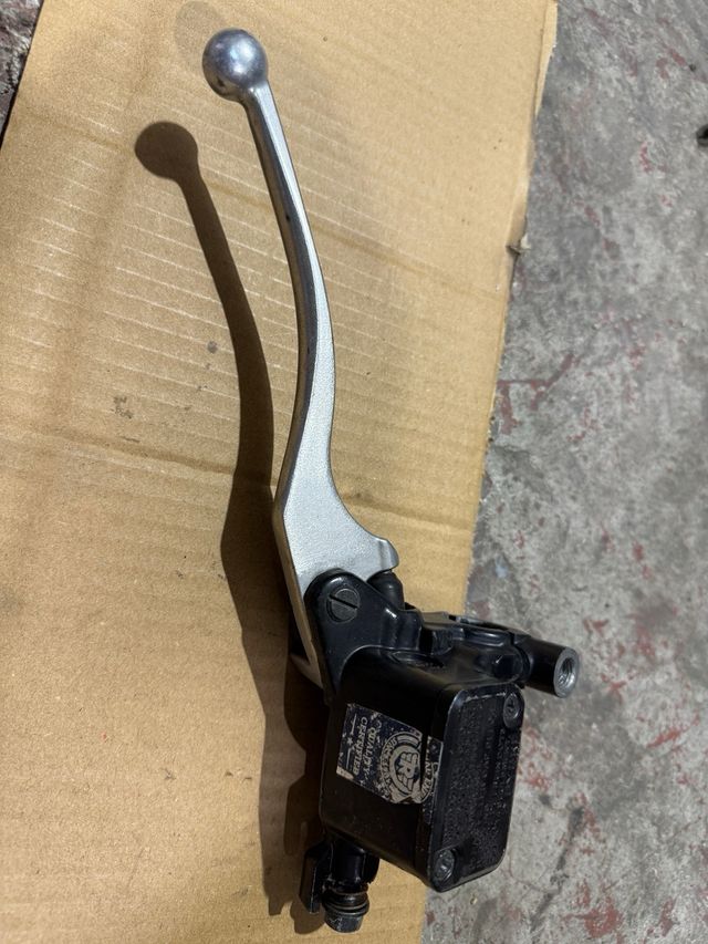 Bomba Freno Delantero Royal Enfield Himalayan 411