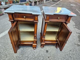 Coppia comodini noce antichi restaurati