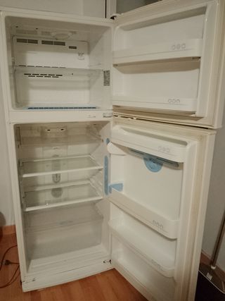 Nevera Blanca Usada