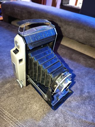 Cámara de fotos antigua Kodak plegable