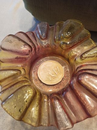 Coppia di soprammobili in vetro colorato