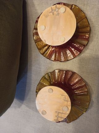 Coppia di soprammobili in vetro colorato