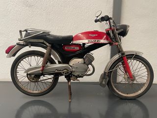 Moto Guzzi 49cc sin papeles