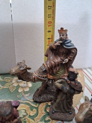 Lote 25 figuras belén