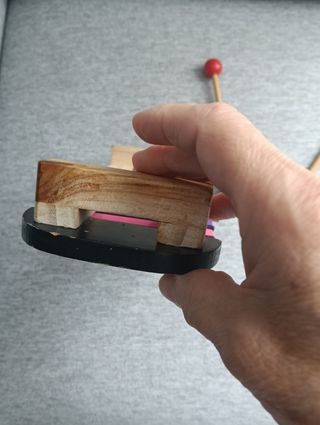 Xilófono de madera con diseño de gato