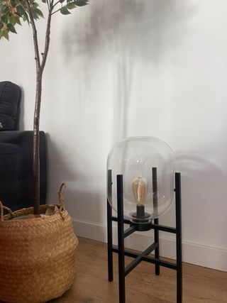 Lámpara de pie diseño sin cables