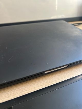 MacBook Pro 16 i9 8 núcleos 8GB RAM