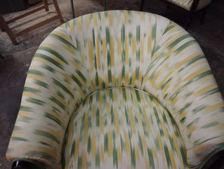 Pareja de sillones tapizados