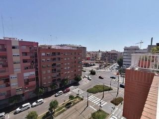 Ático en alquiler en Aiora en Valencia