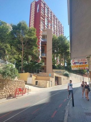 Piso en venta en Pueblo Levante en Benidorm