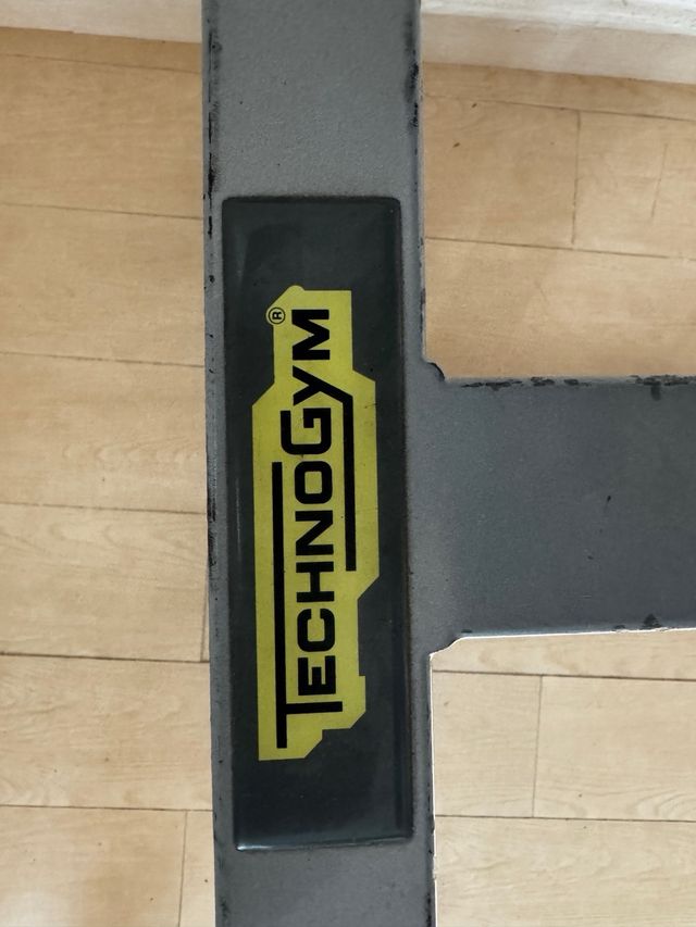 Banco Scott Technogym