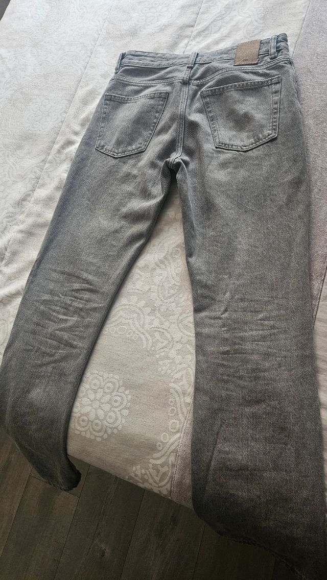 Vaqueros ZARA grises hombre Baggy