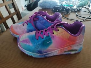 Deportivas Skechers Talla 33 Moradas Arcoíris
