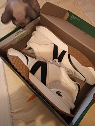 Zapatillas Lacoste Blancas y Negras