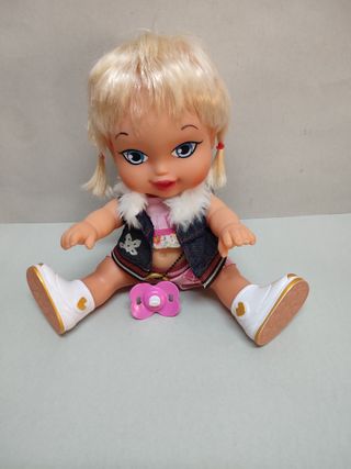 Muñeca Jaggets Famosa RF4