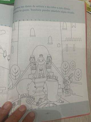 Gato con Botas, Pinocho, Patito feo, Alicia en...