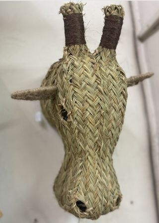 Cabeza de Jirafa de Esparto Artesanal