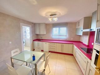 Piso en venta en Nueva Andalucía centro en Marbella