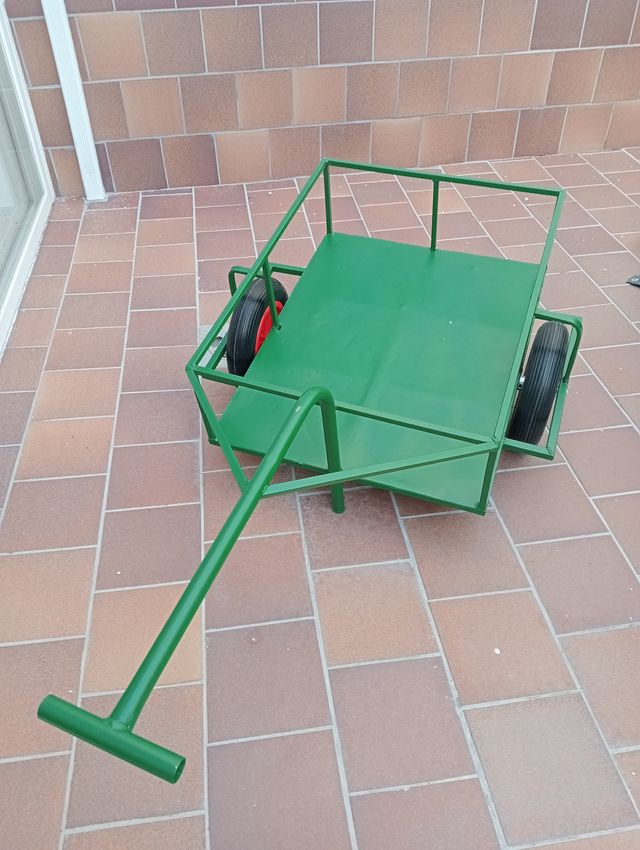 Carro de mano de hierro