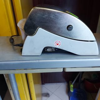 Apparecchio per grattare Gratta e Vinci Castorino