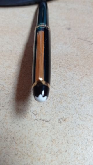 Bolígrafo MONTBLANC Meisterstuck
