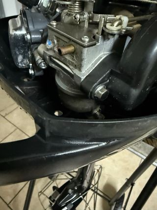 Suzuki 2.5 CV fueraborda